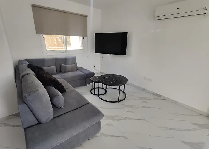 Maestro I Apartment