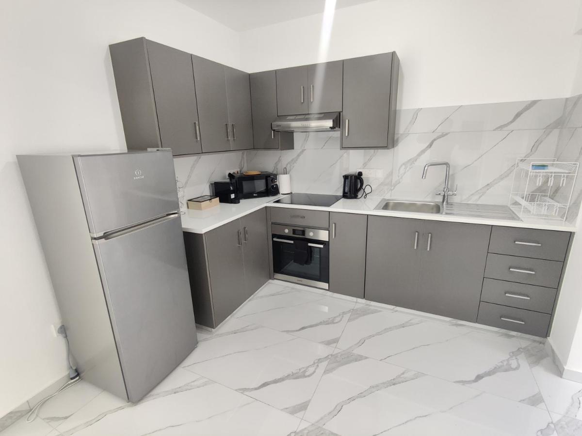 Apartment Maestro I
